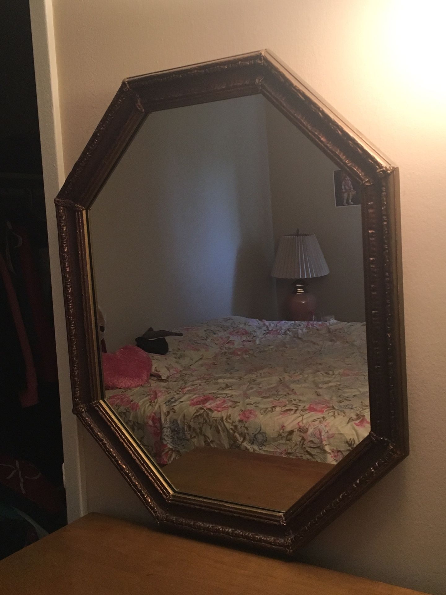 wall Mirror in 15$