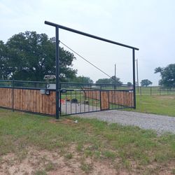 Fence Driveway Gate Opens Automatic 