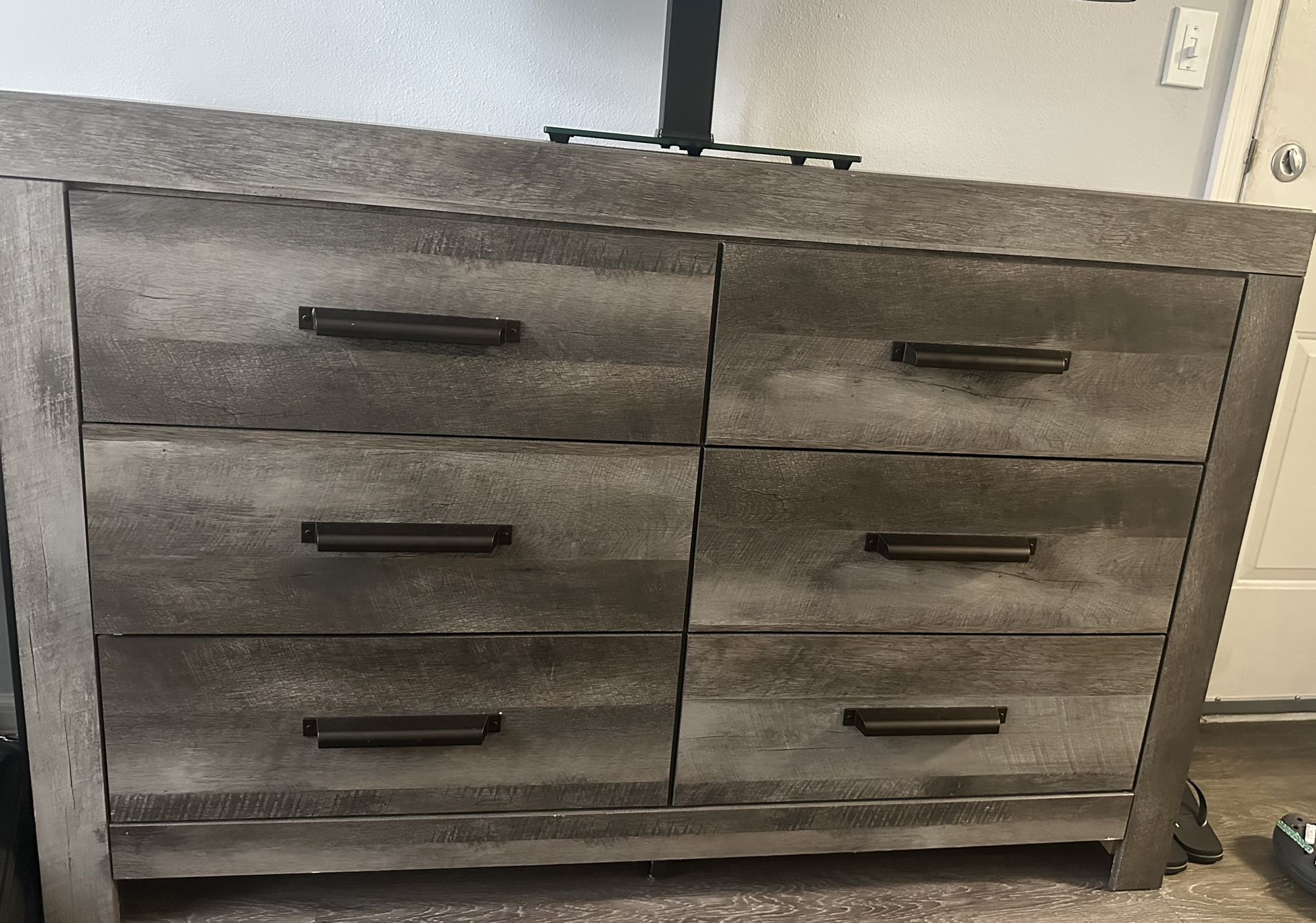 Dresser