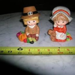 Pilgrim Boy and Girl Ceramic/Porcelain