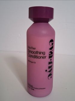 Frizz fixer smoothing conditioner