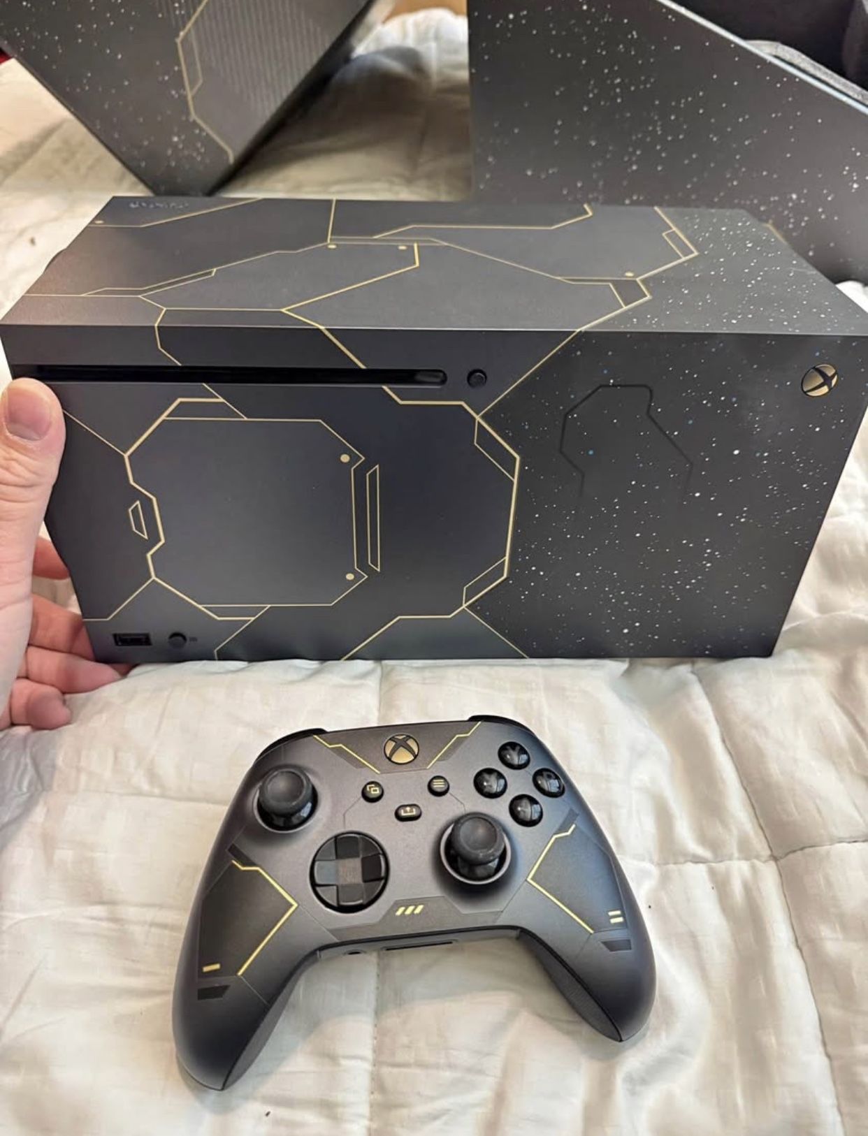 Xbox Series X Halo Infinite Edition