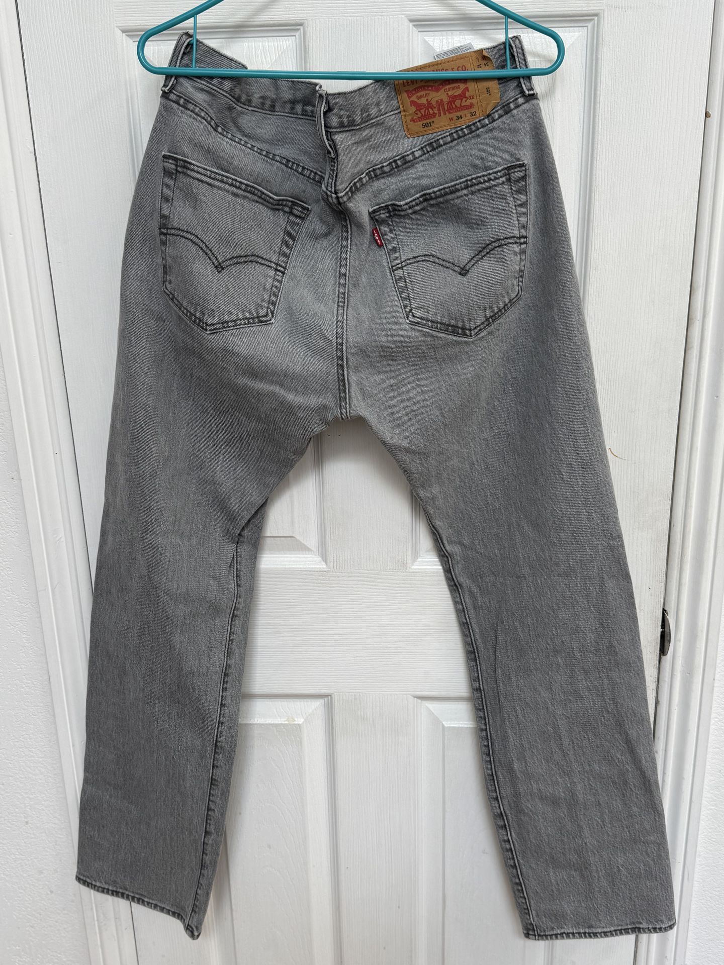 501 Levi’s Gray Jeans 34x32