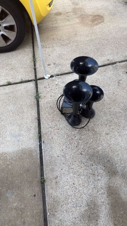 Truck horns new