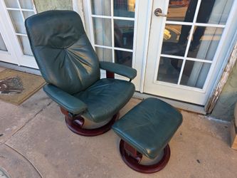 Mid Century Stressless Chair And Ottoman