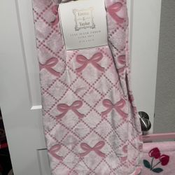 Pink Bow Blanket 
