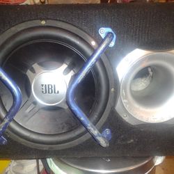 JBL 12 sub in box with built in amp