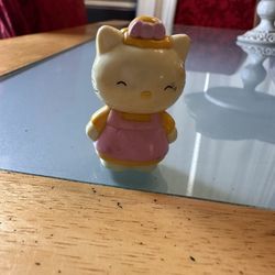 Hello kitty Figure