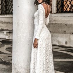 Wedding dress / New 