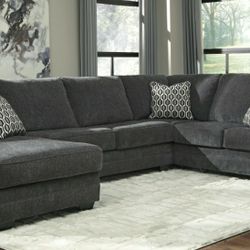 Tracling Slate LAF Sectional

