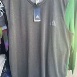 BRAND NEW ADIDAS DESIGNED FOR TRINING WORKOUT SIZE 2XL