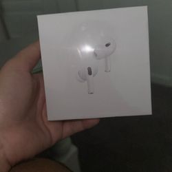 2nd Gen AirPods Never Used Brand New