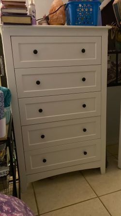 Tall 5 Drawer Chest With Hidden Storage