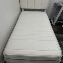 VECELO Twin Bed Frame with Storage Drawer, Heavy-Duty Platform Bedframe with Headboard & Strong Wooden Slats Support, No Boxing Spring Needed, Pure Wh