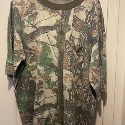 Vintage real tree camo tshirt