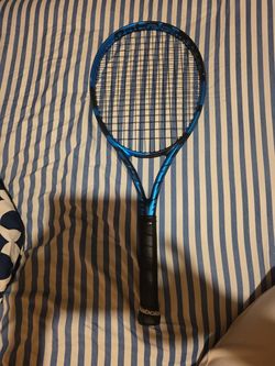 Professional tennis racquet Basically new