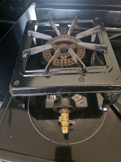 Single cast iron stove