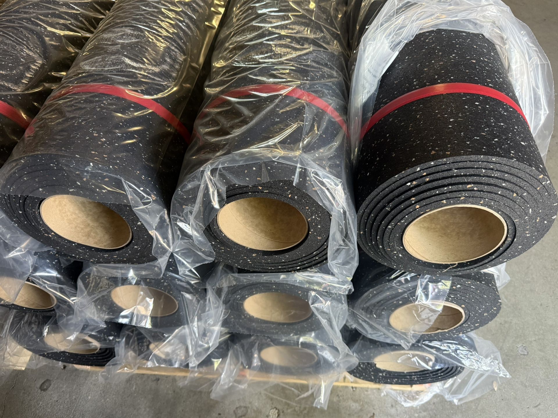 Home Gym Industrial Rubber Flooring 4ft x 16ft - brand new