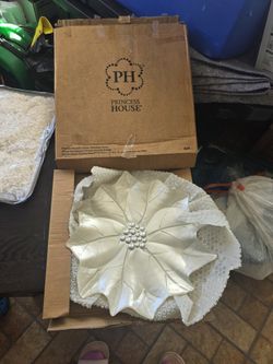 Princess House Holiday Poinsettia Platter
