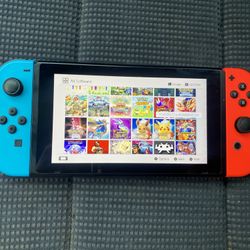 NINTENDO SWITCH V2 Loaded With 512GB And Over 100 Popular Switch Games
