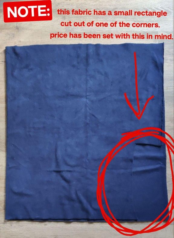 34" midnight blue LUXE one-way stretch plush fleece