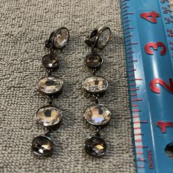 CA. VINTAGE 3” CLIP EARRINGS. MID CENTURY.