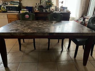 Dining room table