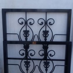 Black, Twin Metal Bed Frame 