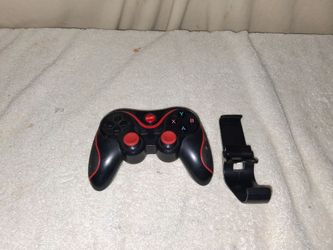 Bluetooth Controller with Phone Holder