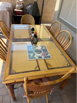 Outdoor/indoor table