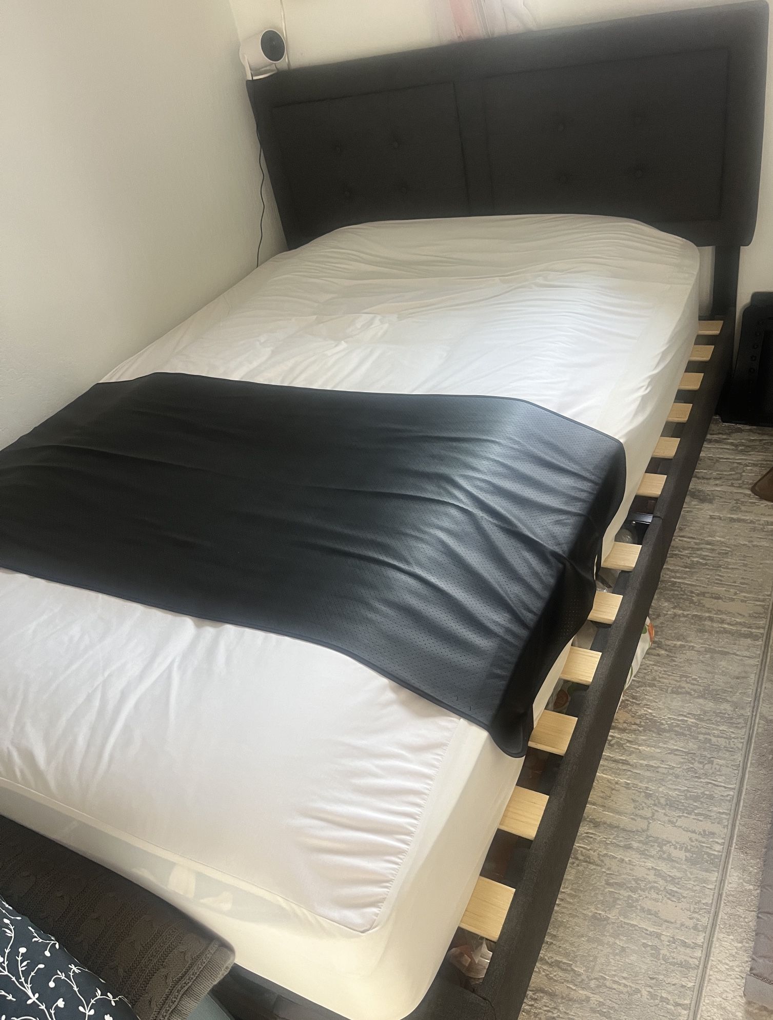 Full Set of Bed Frame & Mattress