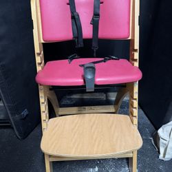Abiie wooden high Chair