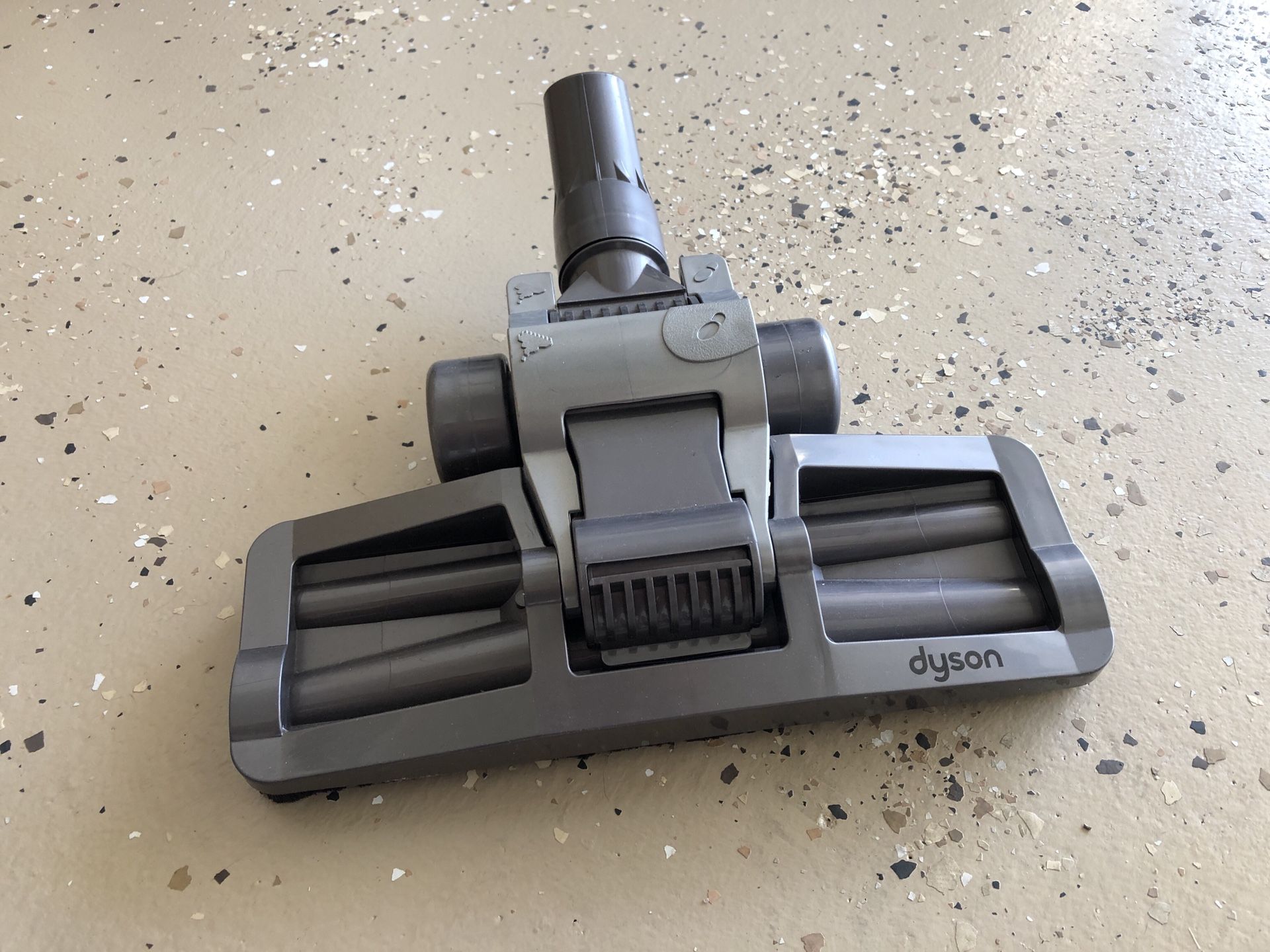 Dyson DC17 attachments