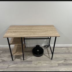 LIKE NEW Desk