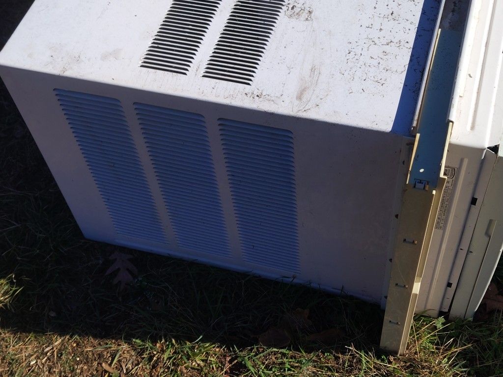 Have A AC Window Unit