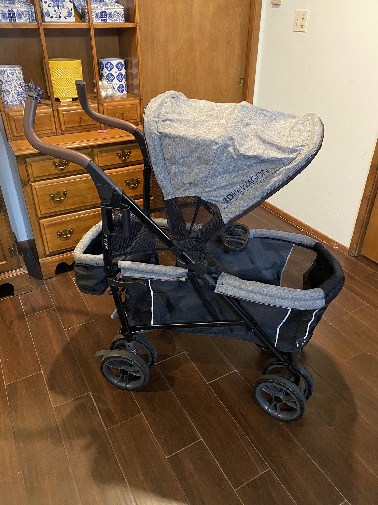 Summer 3D Lite Stroller Wagon
