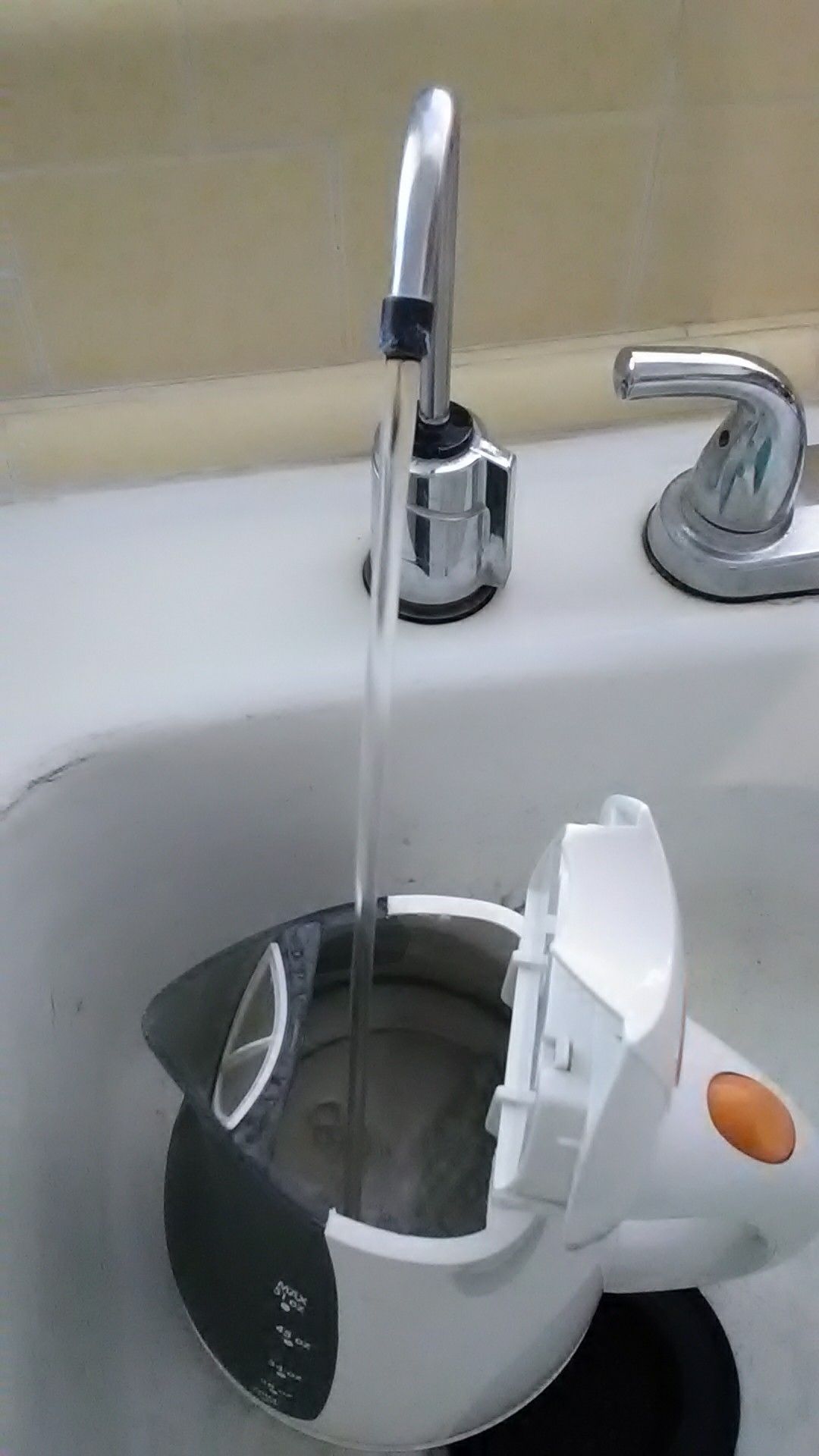 HEATING Baby BOTTLE WATER Baby Brezza Perfect Temp Control Water Kettle