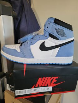 Air Jordan Retro 1 University Blue