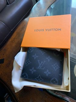 Black Louis vuttion wallet