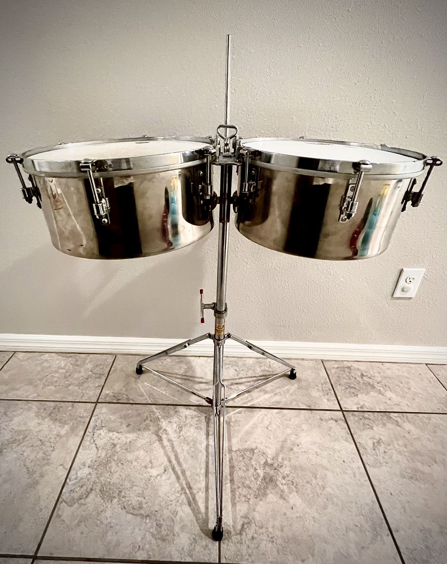 JCR TIMBALES