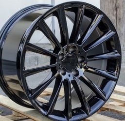Mercedes 20” new amg style rims new tires set s550 Cls e550 Glc Gle