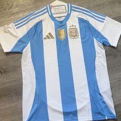 Soccer Jersey Size Large, Argentina 