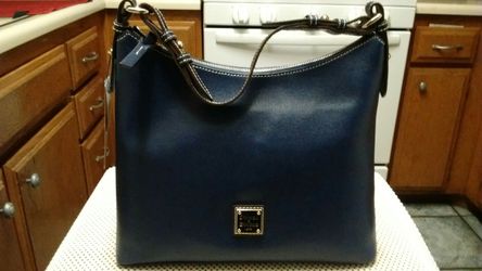 Dooney & Bourke leather purse