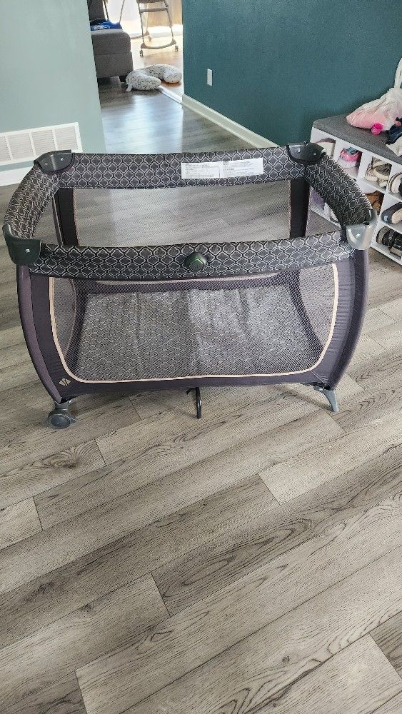 Baby Pack N Play
