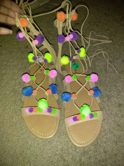 Gladiator pompom sandals
