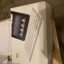 iPad Dock 1st, 2nd, 3rd Generation Or iPhones 3 And 4