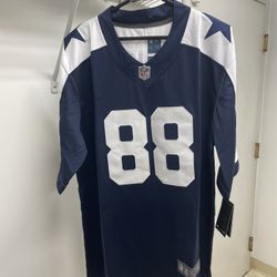 Dallas Cowboys Lamb Stitched jersey size large 