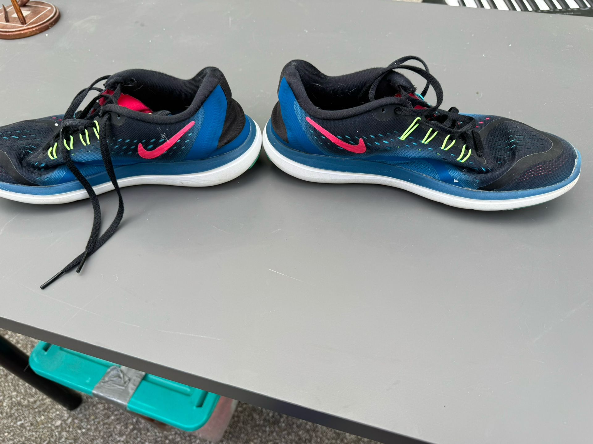 Nike Flex 2017 Run Women's Size 9.5 Running Shoes Blue Black