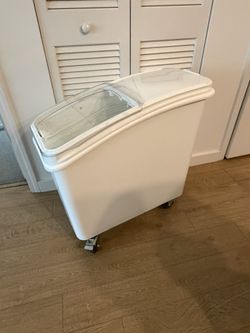 Large Flour Bins/Storage Containers
