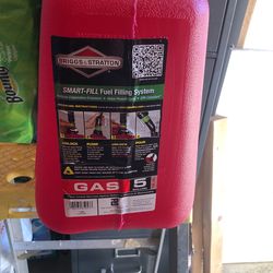 5 Gallon Gas Container New Never Usef
